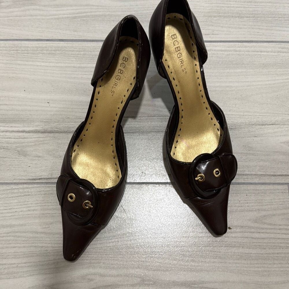 BCBGMAXAZRIA BCBG‎ Women’s  Kitten Heels Size 7.5 Faux Leather